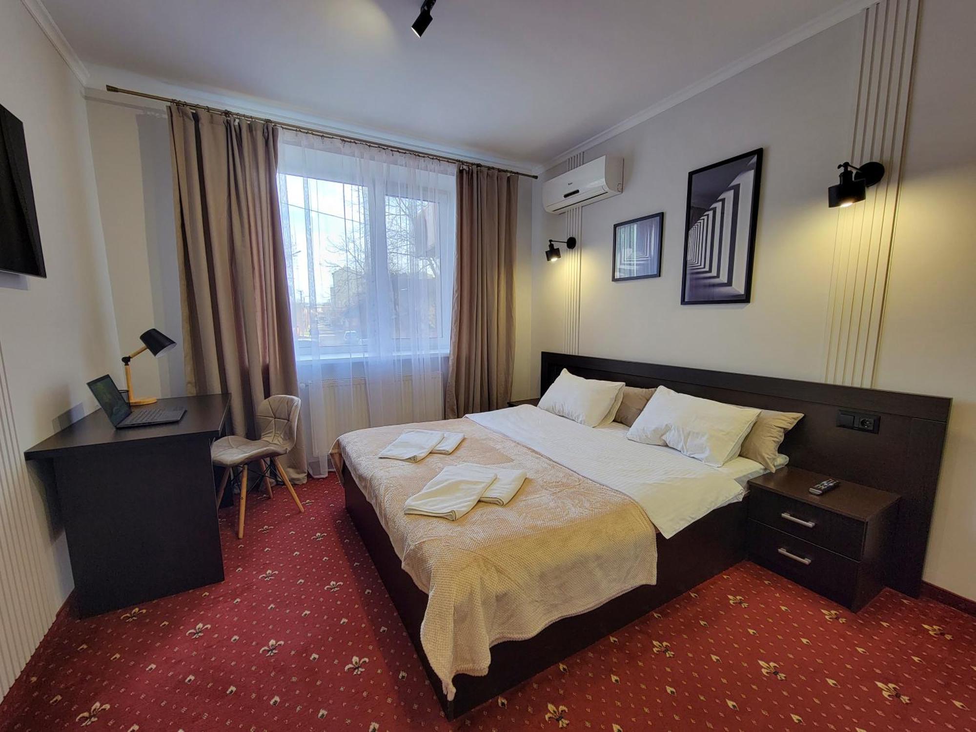 Fine Ap4Youif Ivano-Frankivsk Exterior photo